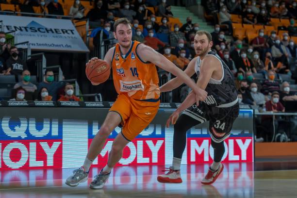 场比赛中的 场比赛中的