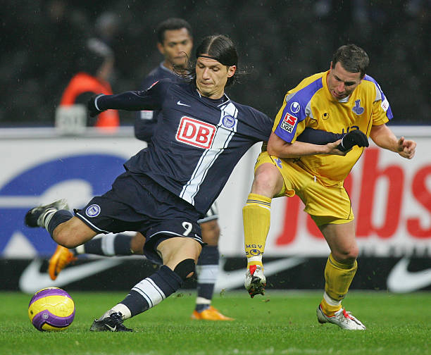 将是一场硬 将是一场硬